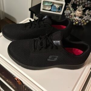 Skechers wide work shoes